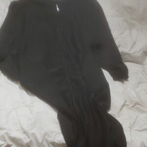 Elegant Black Zip-Up Jacket